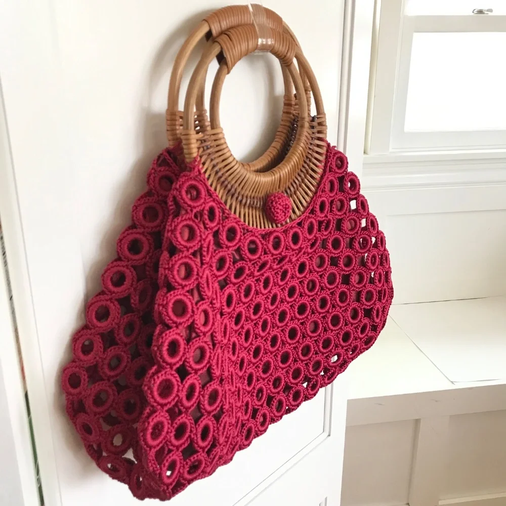 ENRICO VERSARI Italian Handcrafted Crochet & Rattan Satchel Red Bag EUC